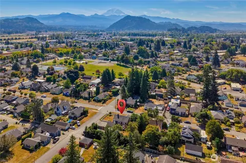 View/Area - 1913 Wilson Ave, Enumclaw, WA 98022 photo 1 of 5