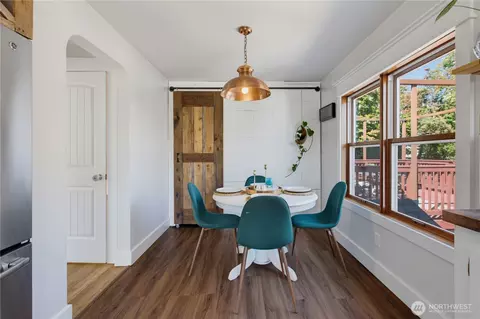 Dining - 1913 Wilson Ave, Enumclaw, WA 98022 photo 2 of 2