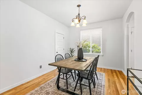 Dining - 3717 222nd Pl SE, Bothell, WA 98021 photo 3 of 3