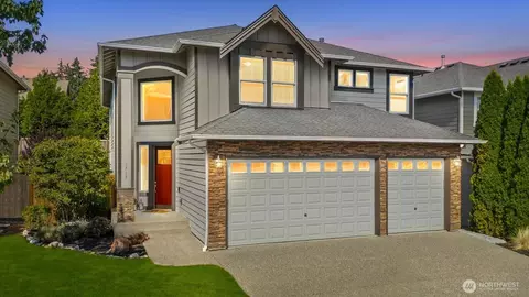 Exterior - 3717 222nd Pl SE, Bothell, WA 98021 photo 3 of 4
