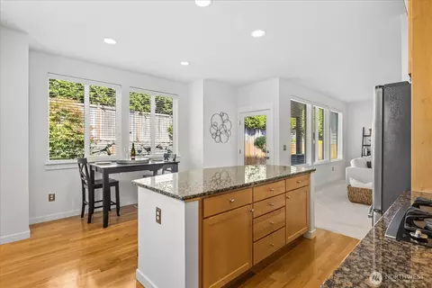 Kitchen - 3717 222nd Pl SE, Bothell, WA 98021 photo 3 of 4