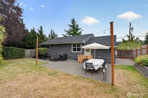 Exterior - 6014 Fleming St, Everett, WA 98203 photo 3 of 9