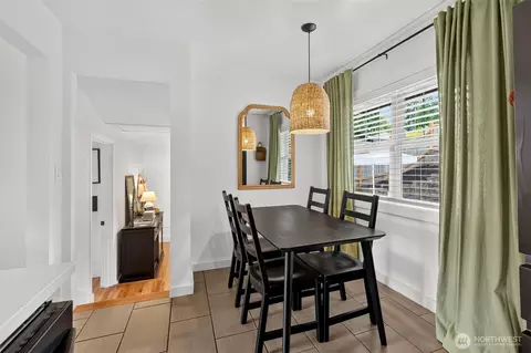 Dining - 6014 Fleming St, Everett, WA 98203 photo 2 of 2