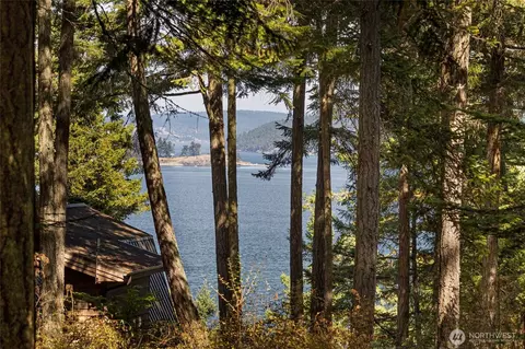 242 Evans Way, Friday Harbor, WA 98250