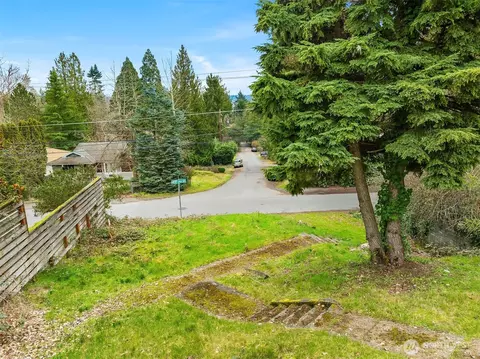 9229 45th Ave NE, Seattle, WA 98115