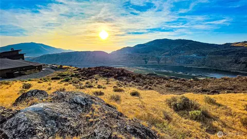139 Ridge Rd, Orondo, WA 98843
