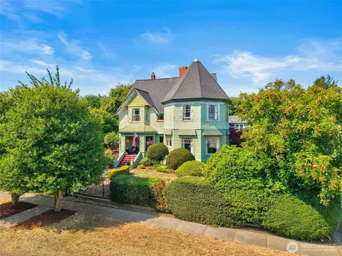 415 Harrison St, Port Townsend, WA 98368
