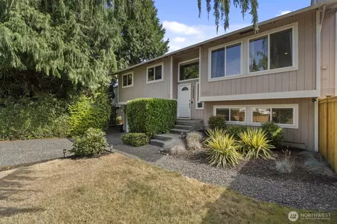 12906 87th Ave NE, Kirkland, WA 98034