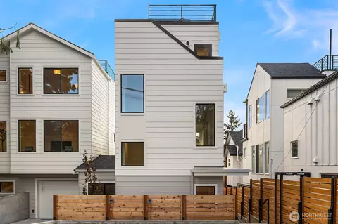 3446 13th Ave W #B, Seattle, WA 98119