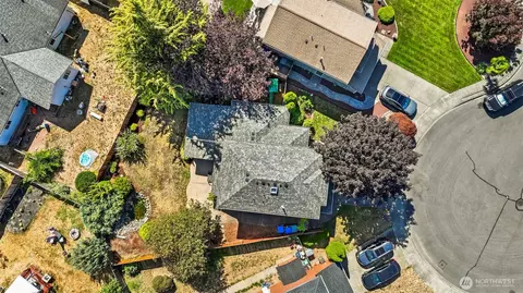 View/Area - 505 Alexander Ct NW, Orting, WA 98360 photo 2 of 3