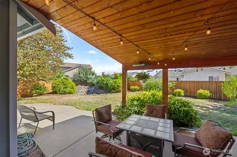 Exterior - 505 Alexander Ct NW, Orting, WA 98360 photo 2 of 10