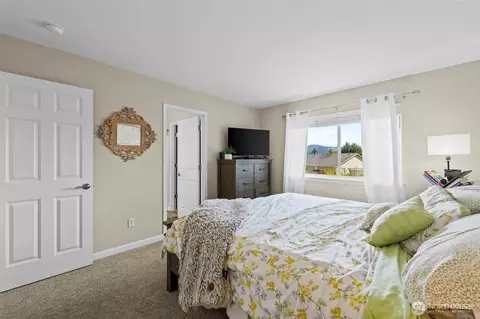 Bedroom - 505 Alexander Ct NW, Orting, WA 98360 photo 2 of 3