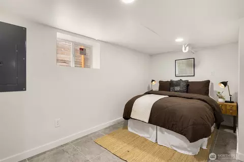 Bedroom - 935 N 92nd St, Seattle, WA 98103 photo 6 of 6