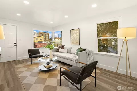 Living - 935 N 92nd St, Seattle, WA 98103 photo 1 of 2