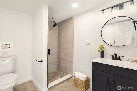 Bath - 935 N 92nd St, Seattle, WA 98103 photo 4 of 4