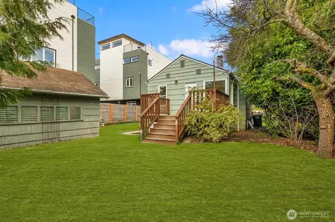 Exterior - 935 N 92nd St, Seattle, WA 98103 photo 8 of 8