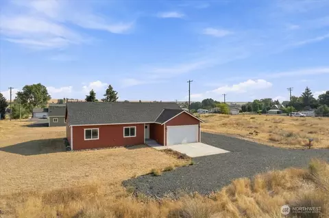 621 SW Pope Ave, Wilbur, WA 99185