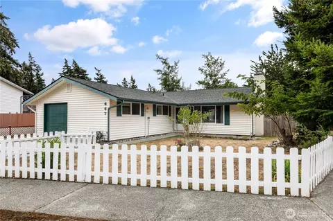 467 NW 8th Ave, Oak Harbor, WA 98277