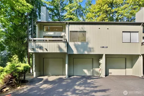3501 108th Pl NE #1, Bellevue, WA 98004