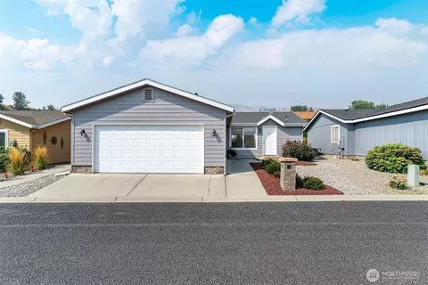 1228 Hill St, Wenatchee, WA 98801