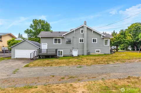224 N 3rd St, Montesano, WA 98563