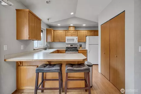 Kitchen - 20217 86th Avenue Ct E, Spanaway, WA 98387 photo 2 of 3