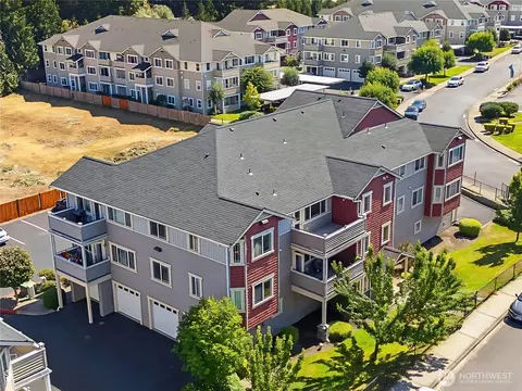 13215 97th Ave E #304, Puyallup, WA 98373