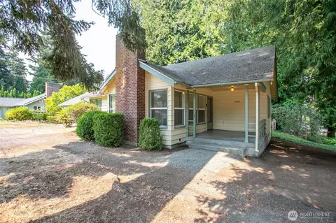 4541 Cable St, Bellingham, WA 98229