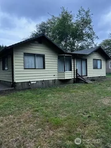103 Funk Ballards Aly, Sekiu, WA 98381