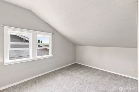 Bedroom - 2716 Leonard Dr, Everett, WA 98201 photo 4 of 4