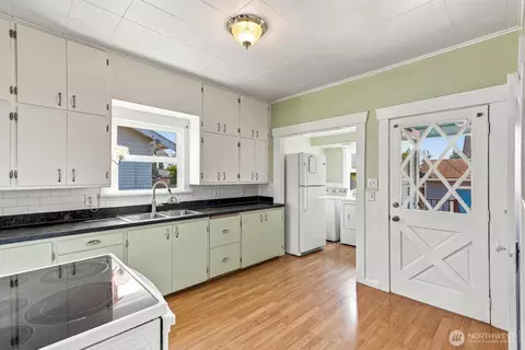 Other - 2716 Leonard Dr, Everett, WA 98201 photo 2 of 9