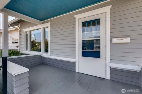 Exterior - 2716 Leonard Dr, Everett, WA 98201 photo 3 of 3