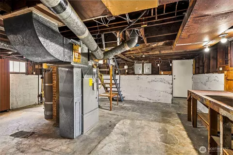 Other - 2716 Leonard Dr, Everett, WA 98201 photo 8 of 9
