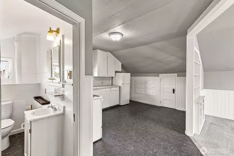 Other - 2716 Leonard Dr, Everett, WA 98201 photo 4 of 9