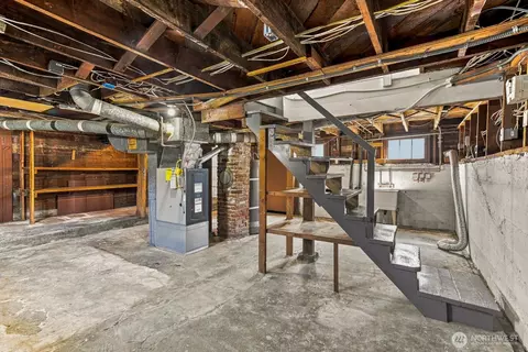 Other - 2716 Leonard Dr, Everett, WA 98201 photo 7 of 9