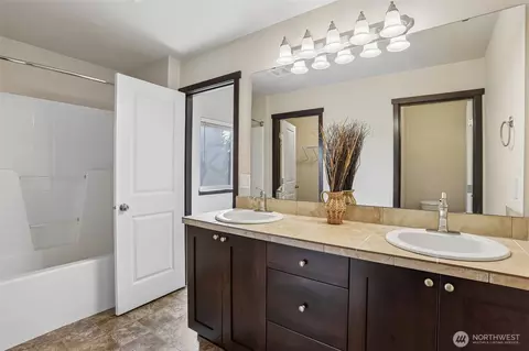Bath - 19627 1st Ave SE, Bothell, WA 98012 photo 1 of 3