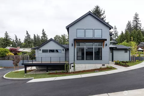 1110 Divine Ln, Bellingham, WA 98229