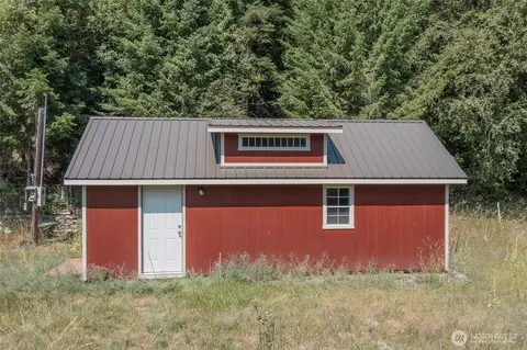 43 Nn Sullivan Lake Rd, Ione, WA 99139
