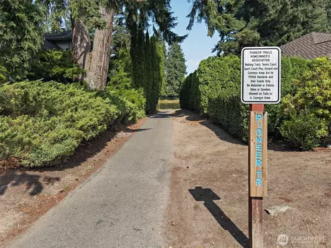 Exterior - 12324 43 Dr SE, Everett, WA 98208 photo 9 of 9