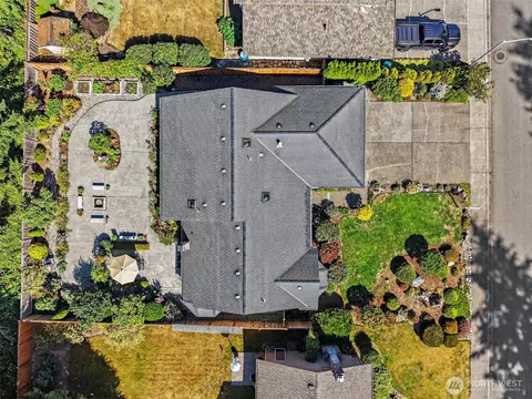 View/Area - 12324 43 Dr SE, Everett, WA 98208 photo 1 of 5