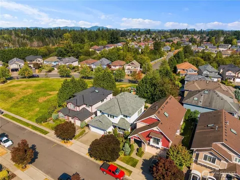View/Area - 14627 36th Ave SE, Bothell, WA 98012 photo 2 of 5