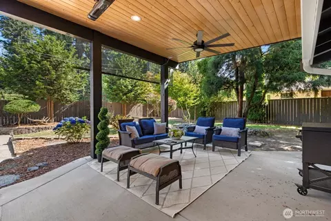 Exterior - 23629 45th Ave SE, Bothell, WA 98021 photo 4 of 5