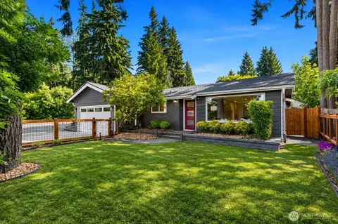 Exterior - 23629 45th Ave SE, Bothell, WA 98021 photo 3 of 5