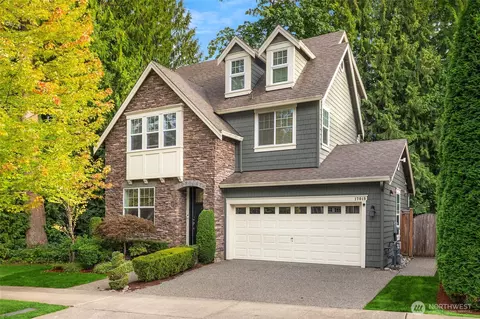 17019 NE 118th Way, Redmond, WA 98052