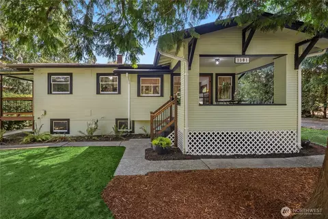 1301 E Victor St, Bellingham, WA 98225