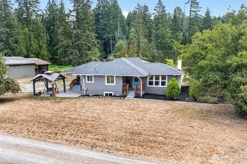 39611 62nd Ave E, Eatonville, WA 98328