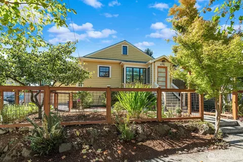 6741 9th Ave NW, Seattle, WA 98117