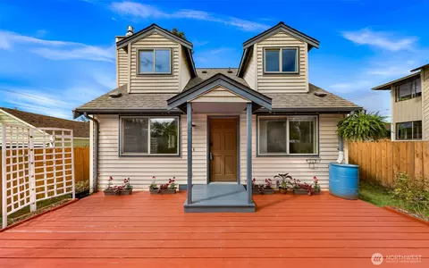 2429 Queen St, Bellingham, WA 98229