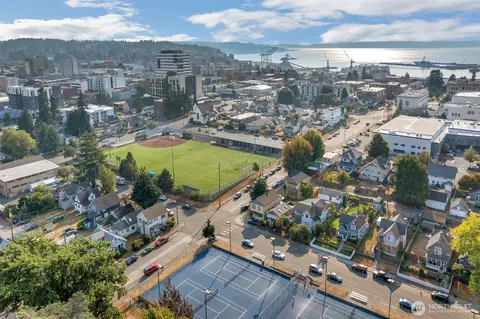 View/Area - 2430 Oakes Ave, Everett, WA 98201 photo 3 of 7