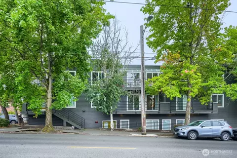 115 W Galer St #304, Seattle, WA 98119